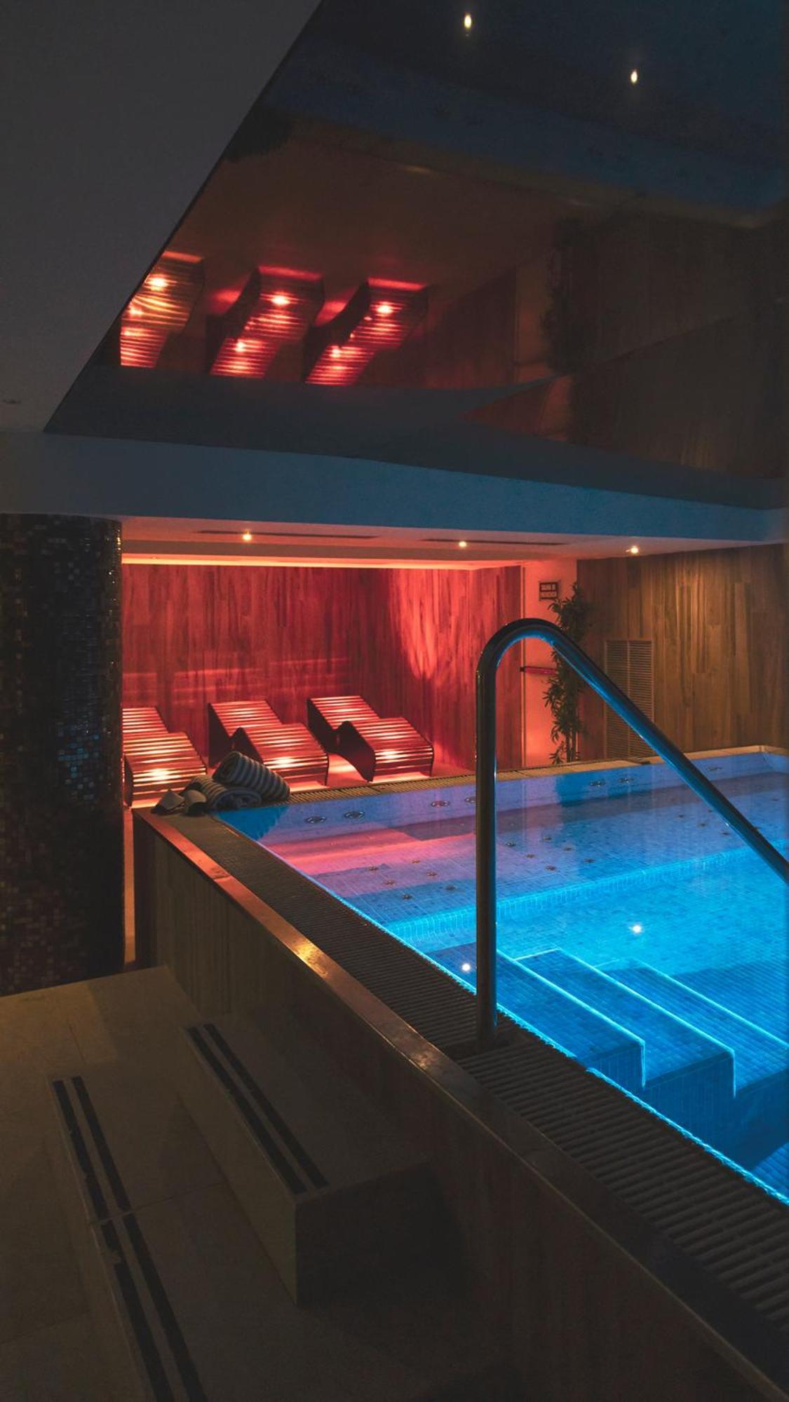 Hotel & Spa Real Villa Anayet カンフランク エクステリア 写真